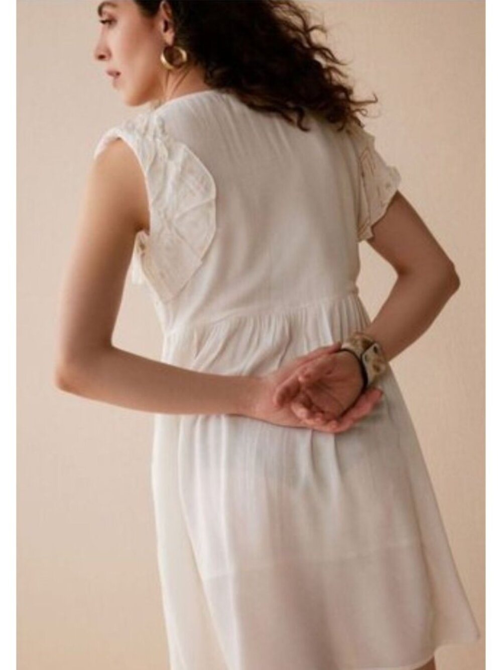 BOHERA Juleebee Flutter Sleeve V-Neck Shell Embellished White/Gold/Silver XL - Picture 2 of 13